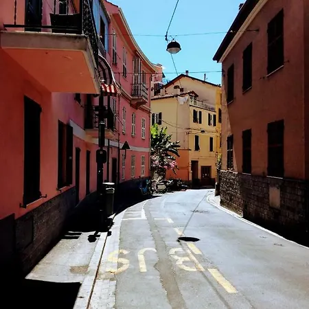 Sanremo66 Holiday home *